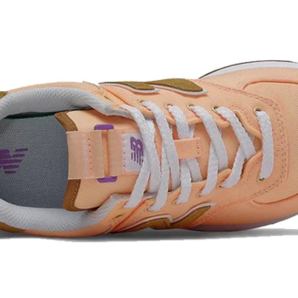 New Balance Peach and Brown Sneakers - Picture 8 of 10
